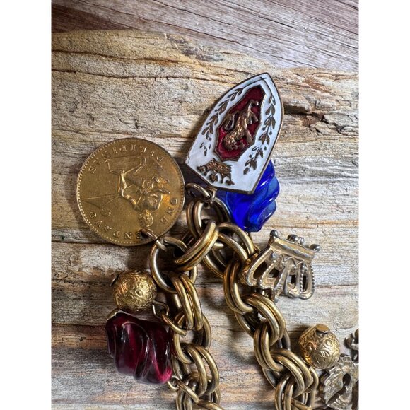 Vintage Coro Gold-Tone Charm Bracelet With Religious & Musical Motifs Red & Blue - Picture 8 of 8